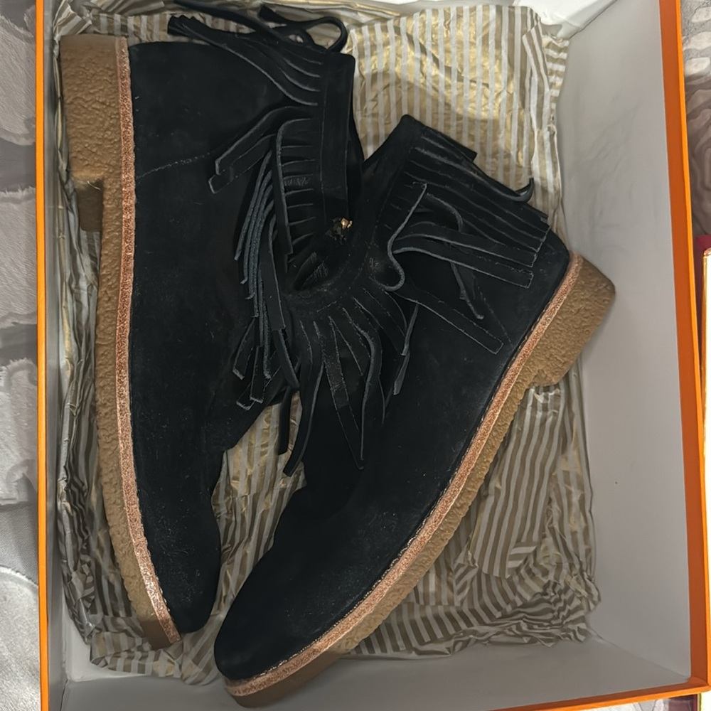 Kate spade Betsie Fringed Black Suede Flat Ankle Boots size 10.5 M